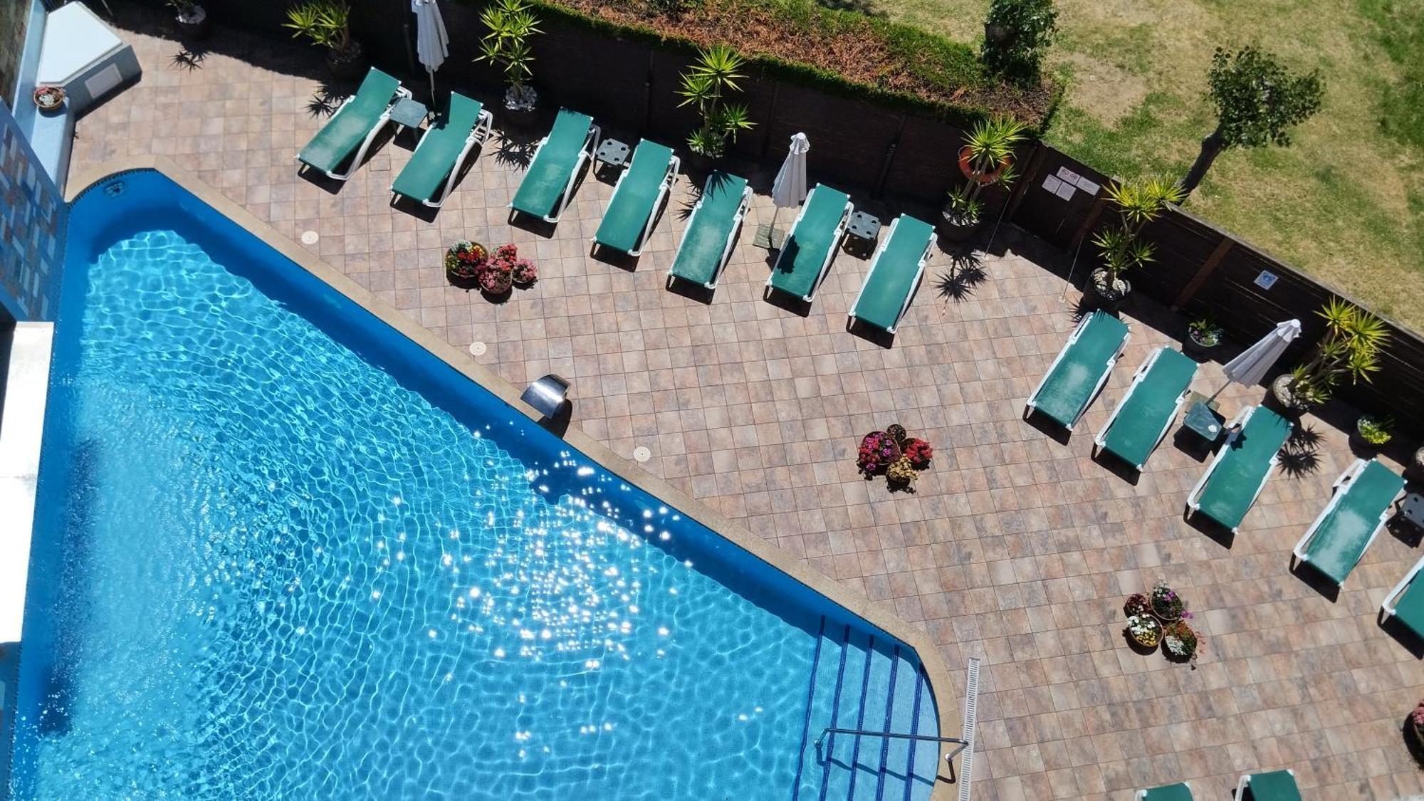 Apartamentos Dunamar Noalla  Bagian luar foto